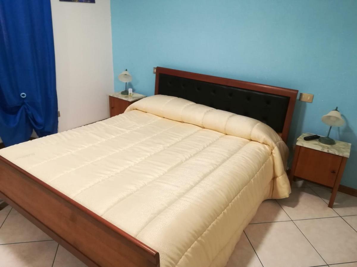 Affittacamere Lo Scoiattolo Di Mannocchi Lorella Porto SantʼElpidio Zewnętrze zdjęcie